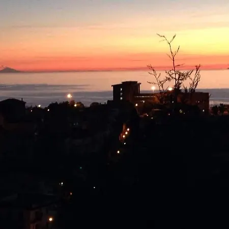 Vista Stromboli Паола