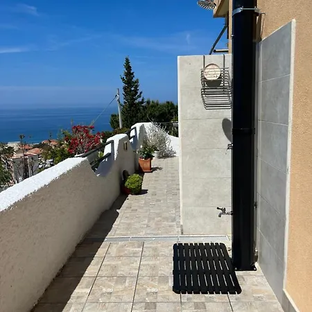 Appart hôtel Vista Stromboli 4*