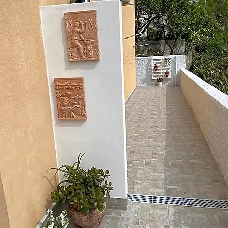 公寓式酒店 Vista Stromboli 4*