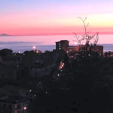 Vista Stromboli 公寓式酒店 帕奥拉