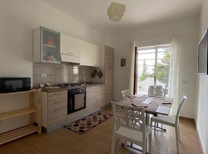 מלון דירות Vista Stromboli 4*