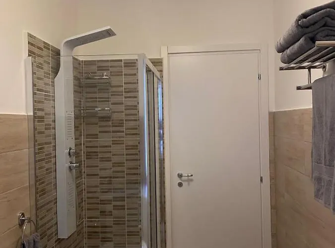 Vista Stromboli 4* פאולה